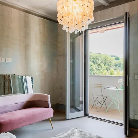 L'attico Di Asilo In Apartman Barolo